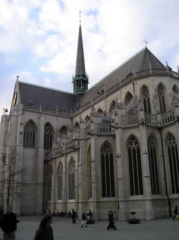 Sint-Pieterskerk in Leuven (large)