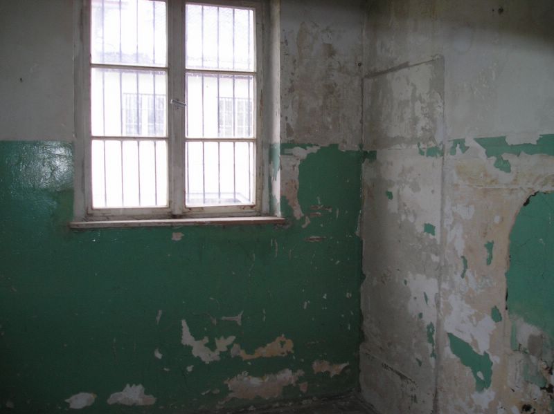 Prisoner cell in the bunker (large)