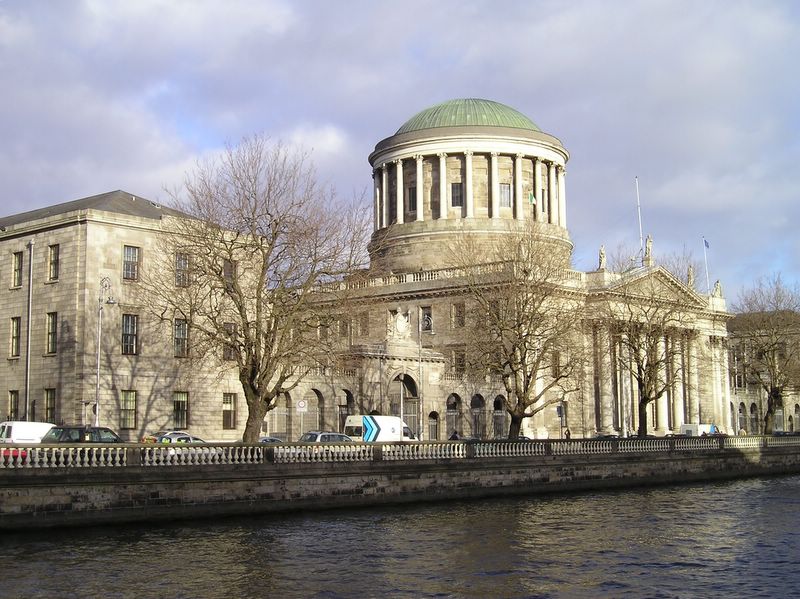 The Four Courts (large)