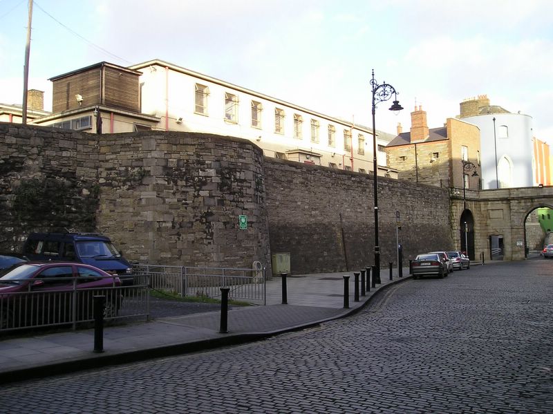 Original Dublin city wall (large)