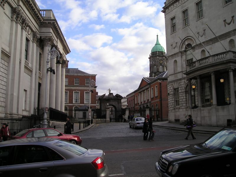 Entrance to Dublin Castle (large)