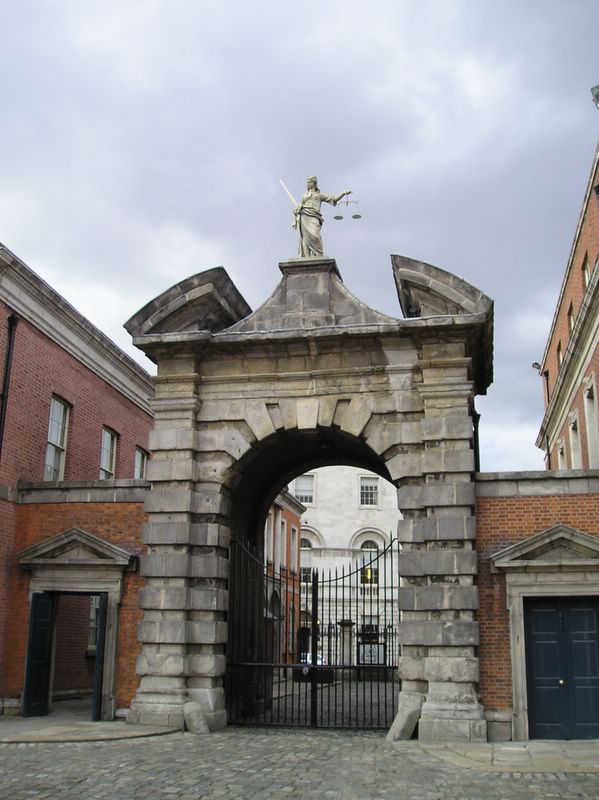 Gate to Dublin Castle (large)