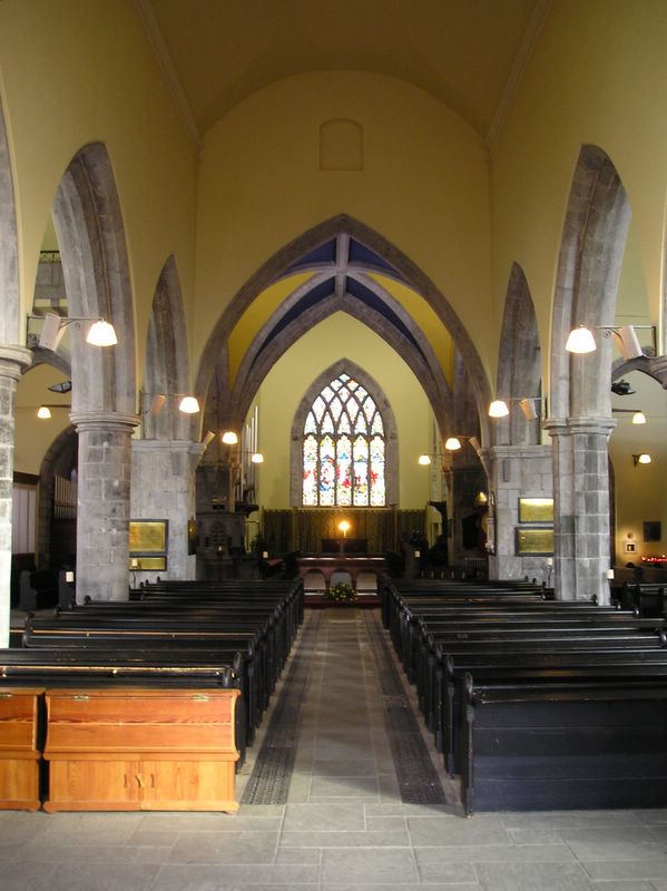 Inside St. Nicholas Church (large)