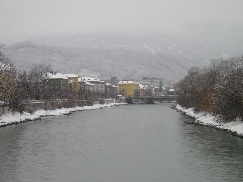 Inn River towards Innsbruck (large)