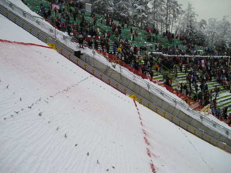 The ski-jumping hill (large)