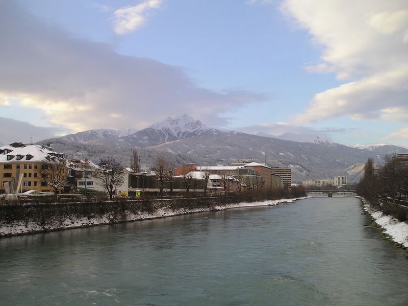 Mountains around Innsbruck (large)