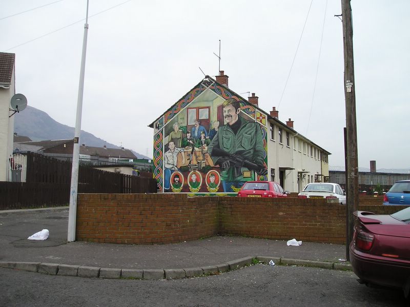Mural integrated into neighborhoods (large)