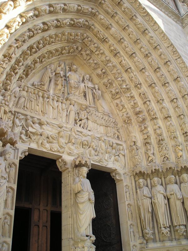Notre-Dame Entrance (large)