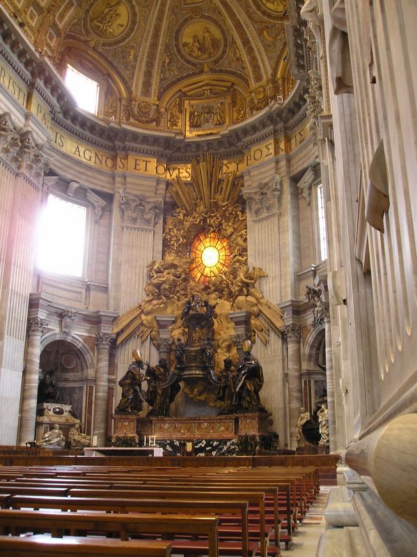 Front alter in St. Peter's (large)